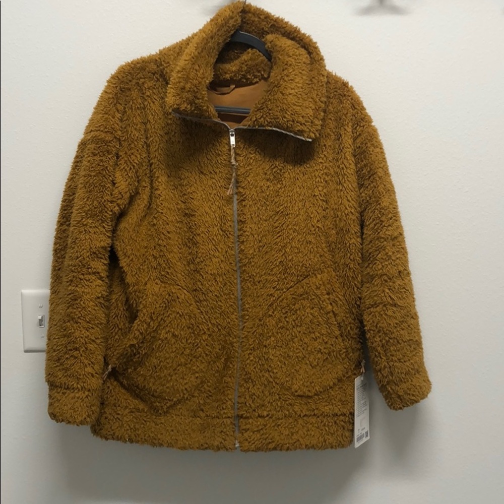 Lululemon Oh So Sherpa jacket
